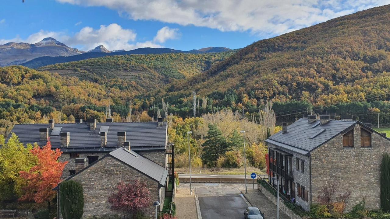 Fabuloso Apartamento Con Vistas A La Montana El Abedul Luga 23 Castiello De Jaca Exterior foto